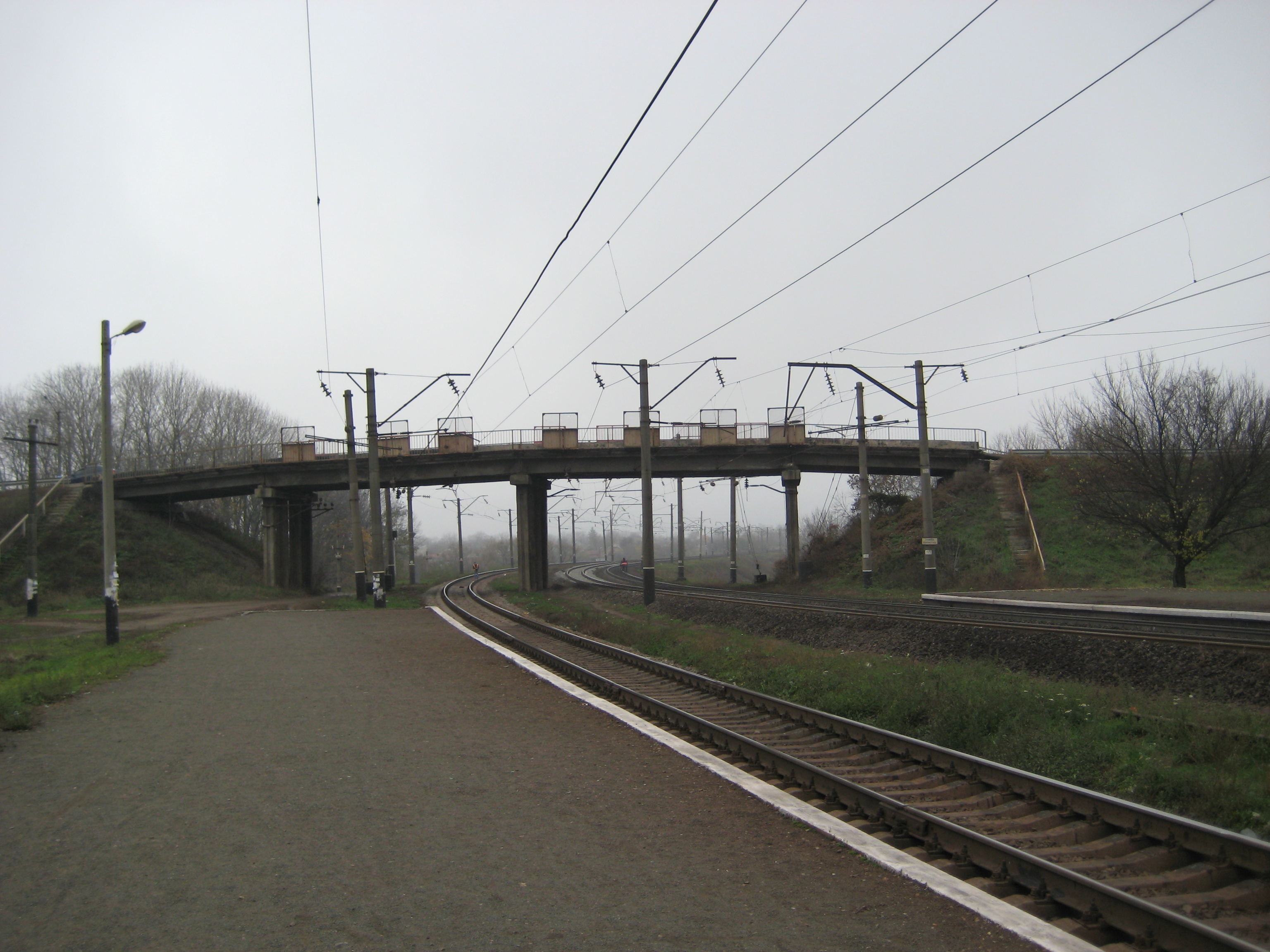 Мост через железную дорогу
